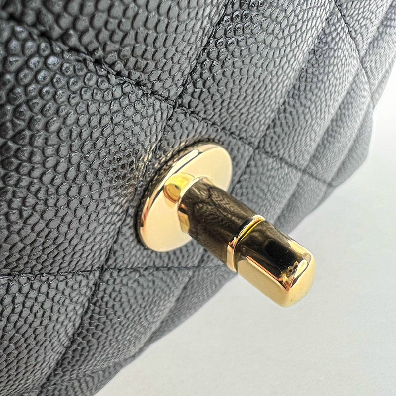 KÉSH 凱仕國際精品【限量甜美收藏款】CHANEL CF Mini 愛心吊墜鏈條包 香奈兒 Classic Flap Mini｜櫻花粉羊皮｜愛心鏈帶設計-19