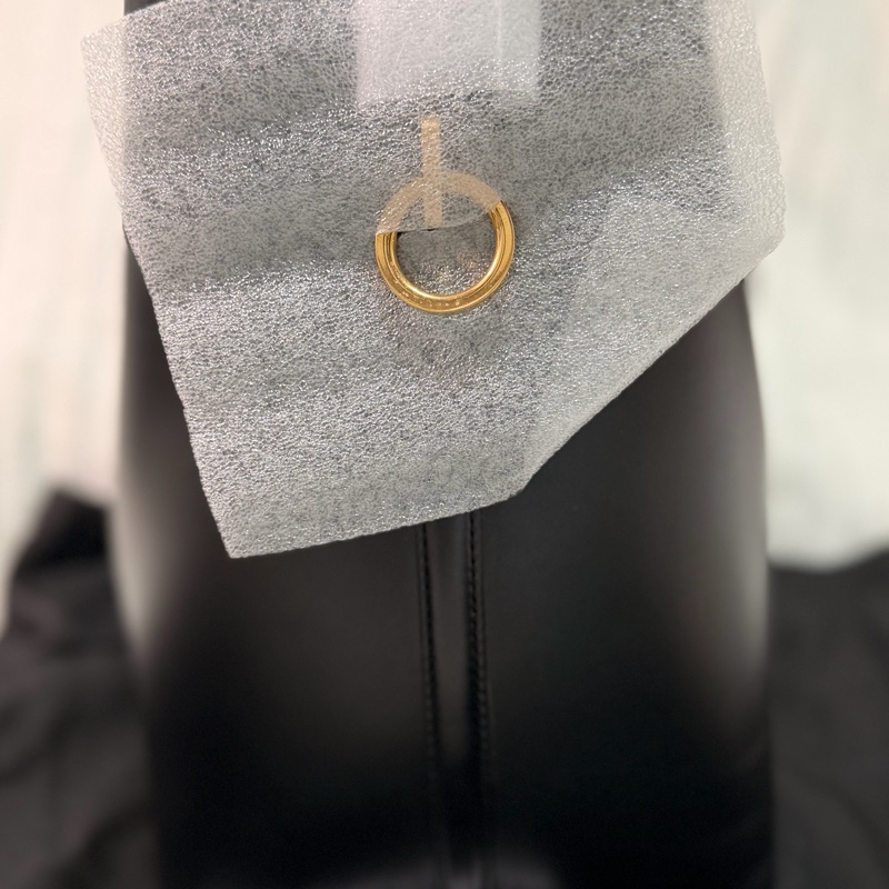 ✨全新未拆封 YSL黑金LE 37小牛皮水桶包-8