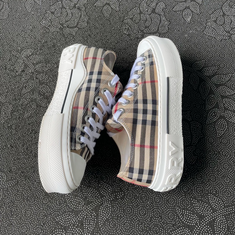 巴寶莉burberry格子板鞋37.5碼🧡-4