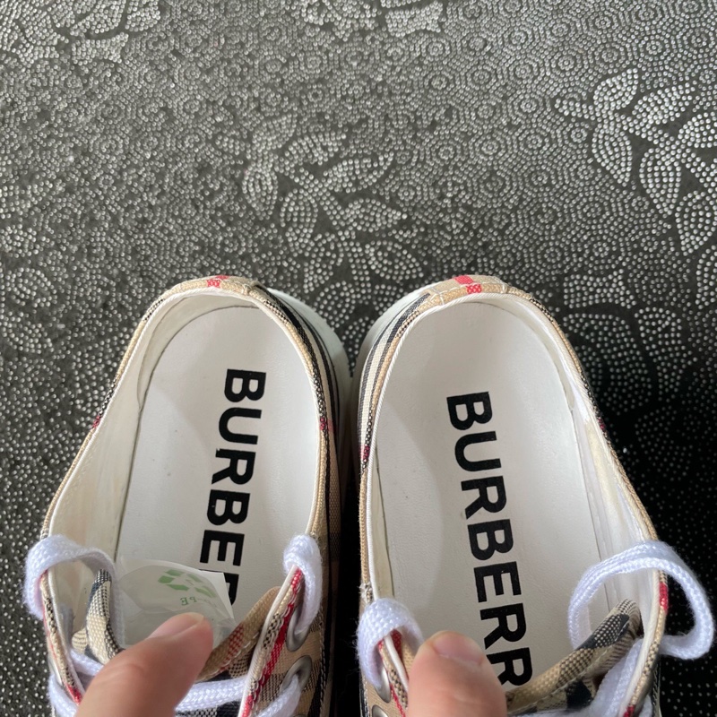 巴寶莉burberry格子板鞋37.5碼🧡-5