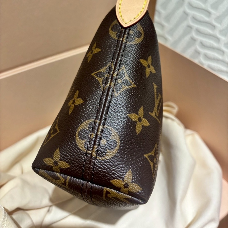 ✨Lv 新款Hill pochette 飯盒  98新❤️-5