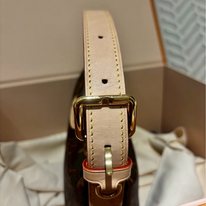 ✨Lv 新款Hill pochette 飯盒  98新❤️-6