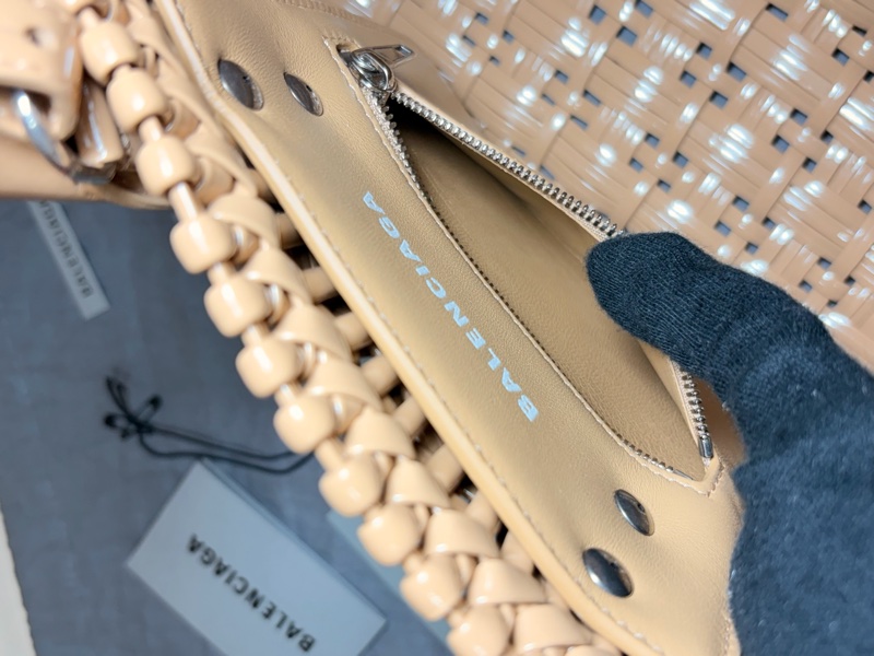 ‼️全台最甜 全新閒置 Balenciaga 巴黎世家 編織包 籃子包 肩背/斜背包-5