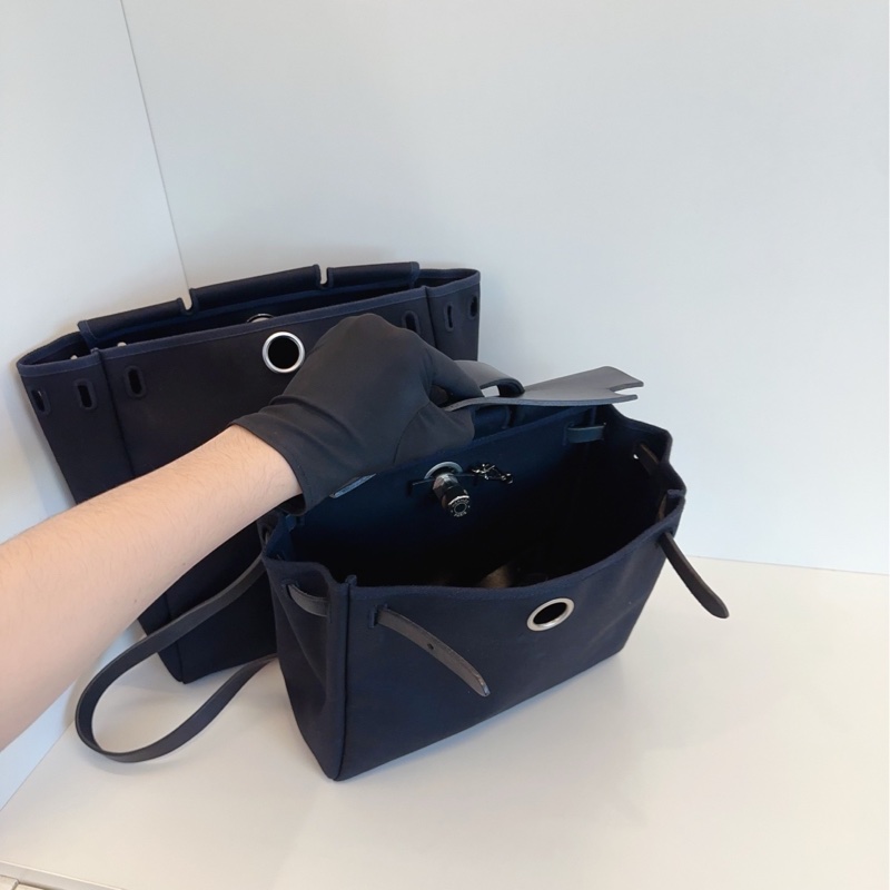 ✨Herbag 黑色銀扣後背包 雙替換帶95新🖤-9