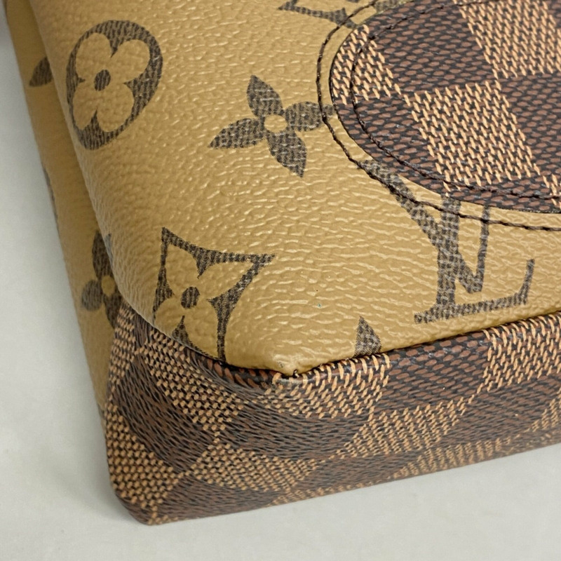 路易威登 Damier Monogram 反向手拿包，NIGO Pochette Voyage Souple M26015，棕色，男士-6
