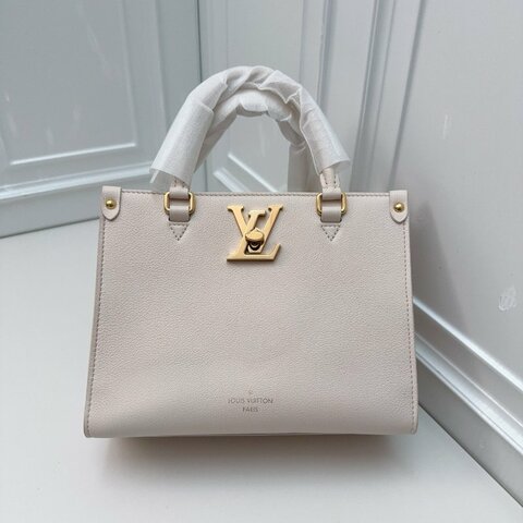 路易威登/Louis Vuitton lock go 顆粒牛皮 粉色叢林手提托特包 芯片款