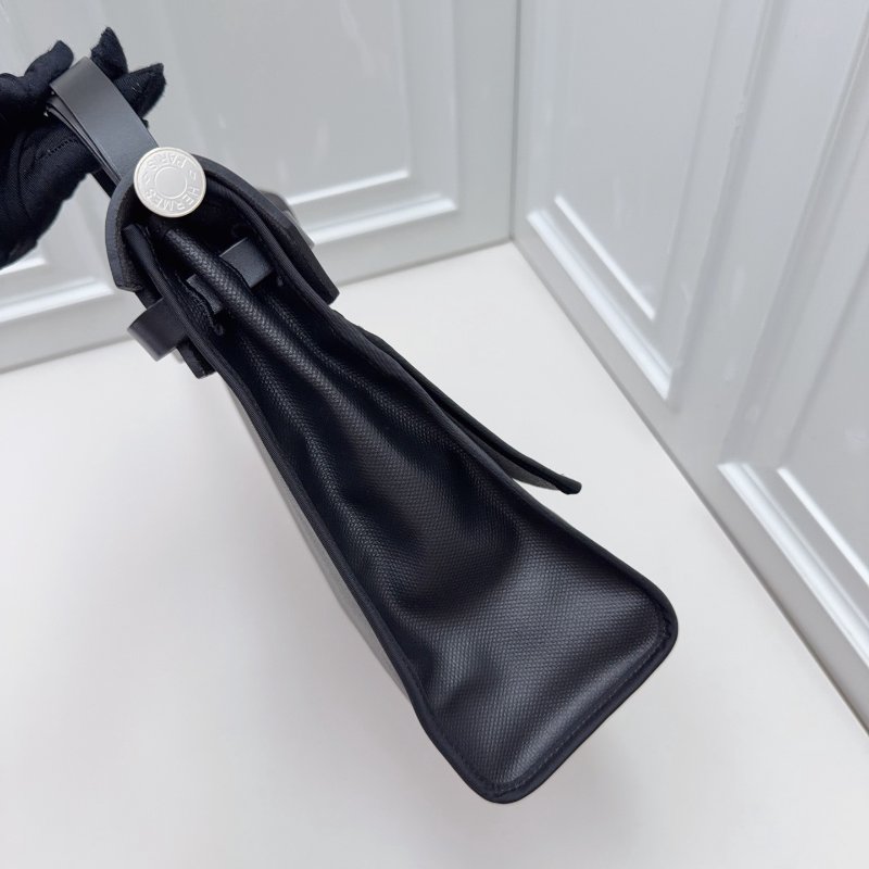 閒置新 Hermes愛馬仕 Herbag31黑色Toile H防水帆佈手提包-3
