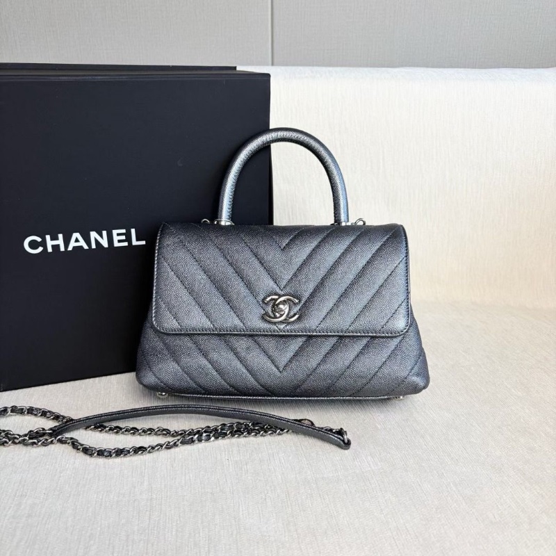 Chanel V紋Cocohandle小號 深灰色 銀扣 荔枝皮 22*14*8  95新 配件肩帶 盒子 塵袋-1