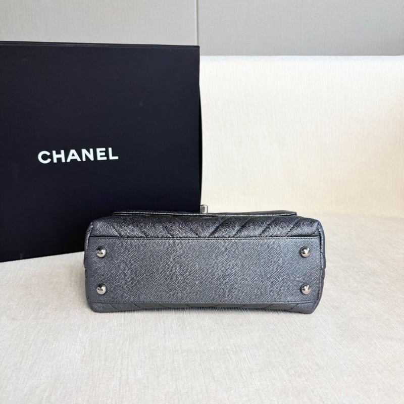 Chanel V紋Cocohandle小號 深灰色 銀扣 荔枝皮 22*14*8  95新 配件肩帶 盒子 塵袋-6