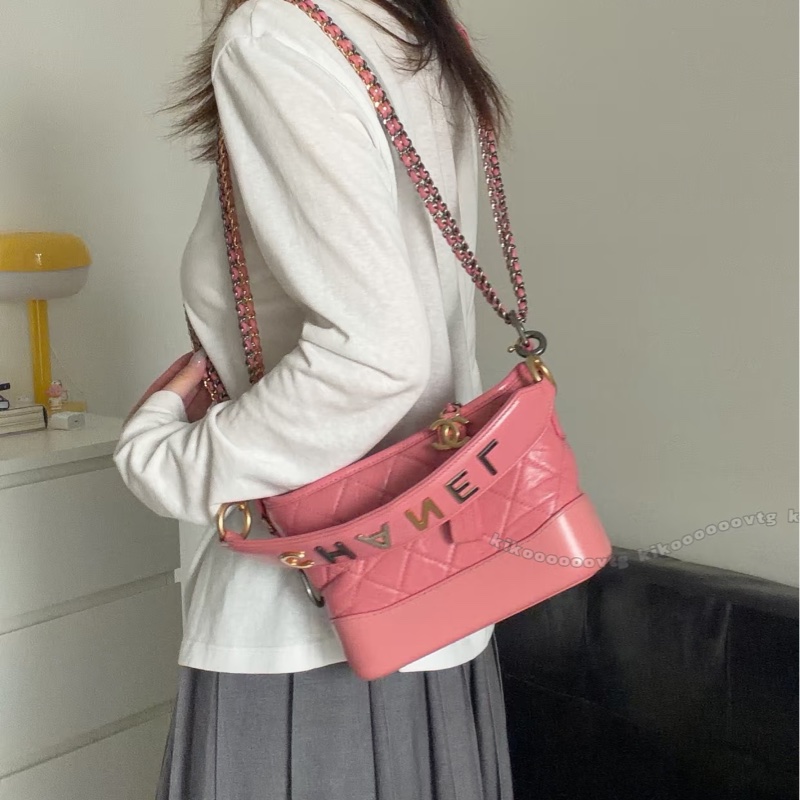 CHANEL香奈兒Gabrielle系列粉色流浪包小號🌸-3