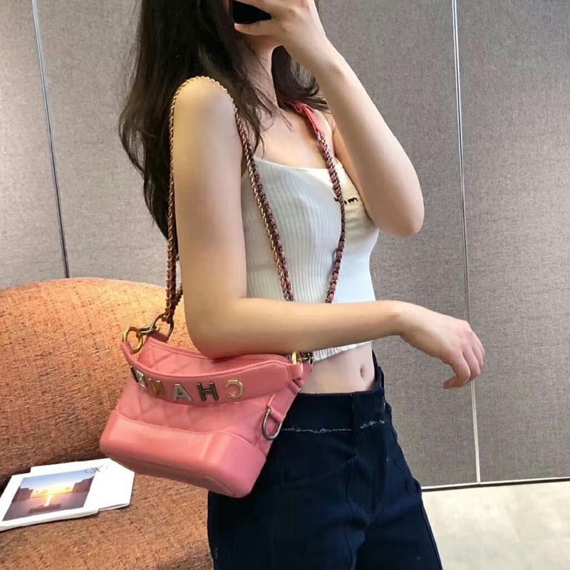 CHANEL香奈兒Gabrielle系列粉色流浪包小號🌸-23