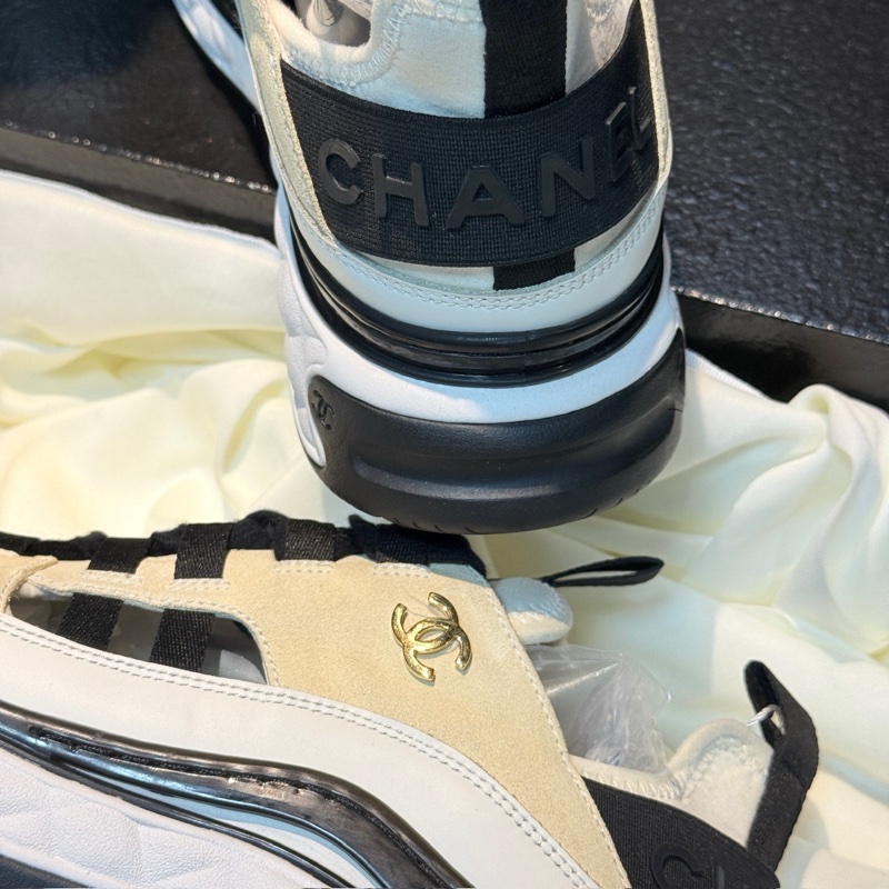 CHANEL/香奈兒 黑白雙C金扣運動鞋 38碼 95新-4