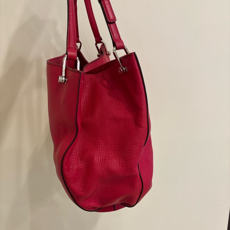 Tod’s鬆弛感十足的包包-3