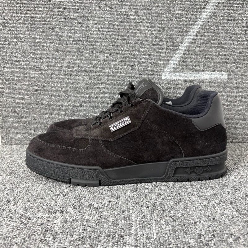 LouisVuitton 路易威登 黑色麂皮trainer板鞋尺碼 41.5碼 🧡-0