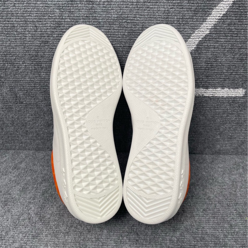 僅試穿 99.9新 LouisVuitton路易威登 白色皮面橙尾板鞋 41.5碼 🧡-6