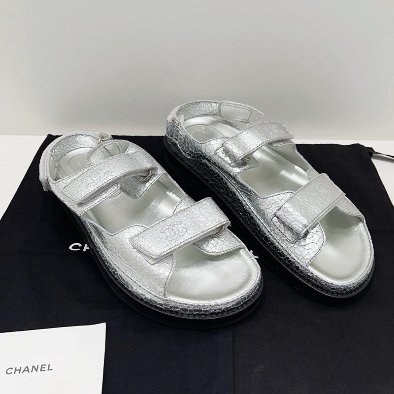 Chanel香奈兒 飛機場走秀款銀色魔術貼涼鞋 全新未使用39.5碼-2