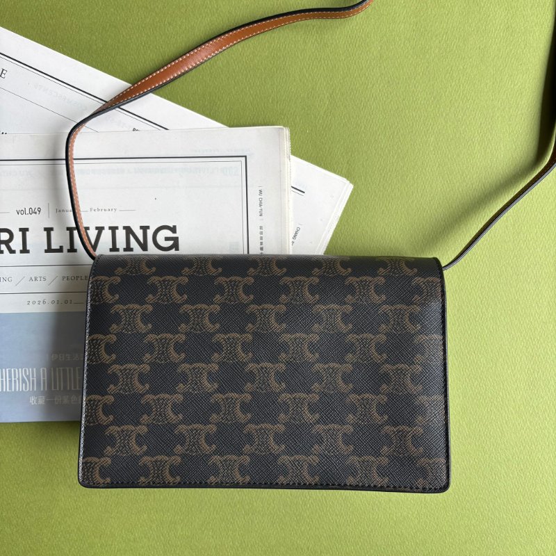 ::CELINE:: Triomphe strap WOC 經典凱旋門老花雙層斜背包-1