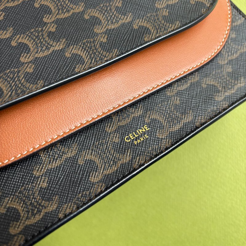 ::CELINE:: Triomphe strap WOC 經典凱旋門老花雙層斜背包-11