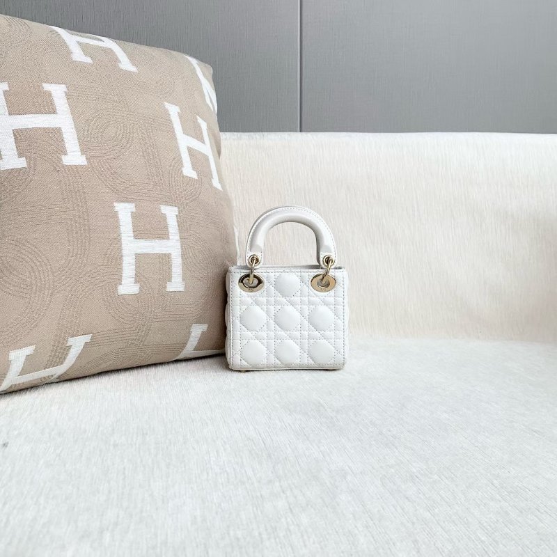 Dior 白金mini黛妃三格 白色金扣 羊皮 成12*11*5 98新配件肩帶 塵袋-7