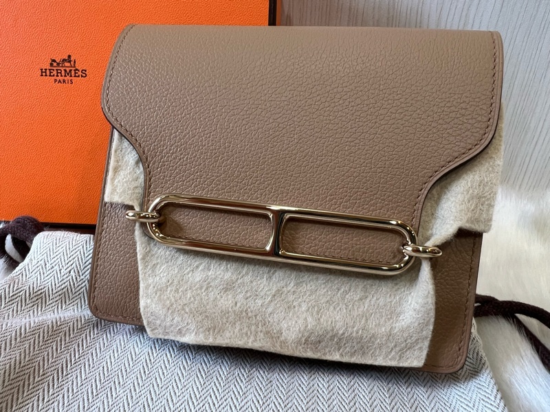 Hermes 愛馬仕 茶色/萊姆（內袋）雙色Roulis Slim 金釦(離櫃全新）-1