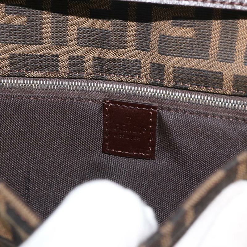 【日本直送】FENDI Zucca帆布Mamma Baguette單肩包 黑色棕色 正品 176746SAV-19