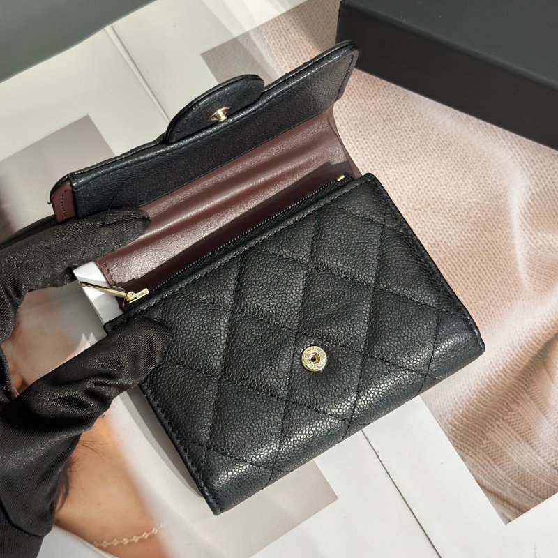 CHANEL 經典口蓋拉鍊零錢袋三折短夾 - 黑金-7