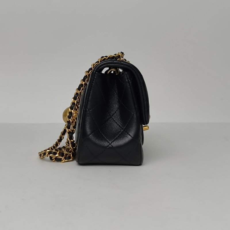 CHANEL CF口蓋包方胖子黑色羊皮晶片金扣金球調節扣肩背包-3