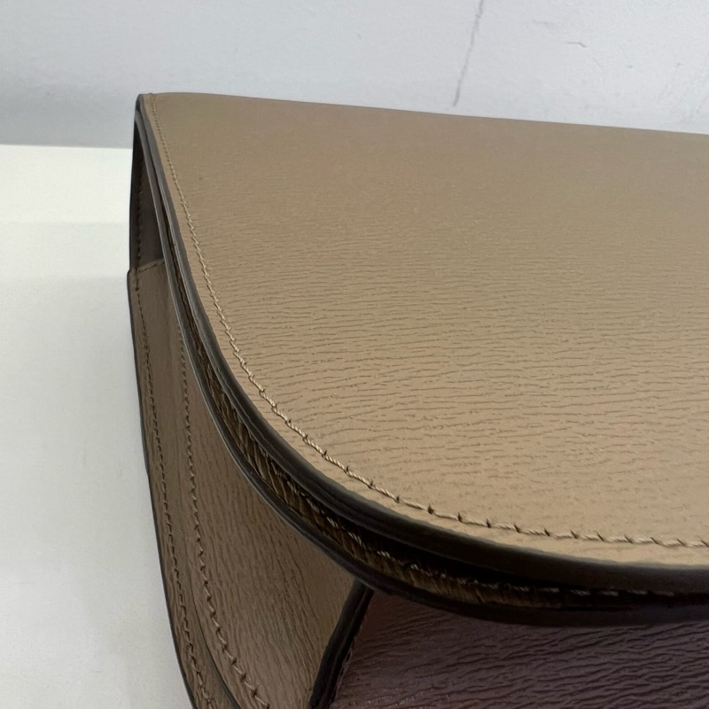 99新 Celine/賽琳 牙簽紋Box單肩包 無配件-13