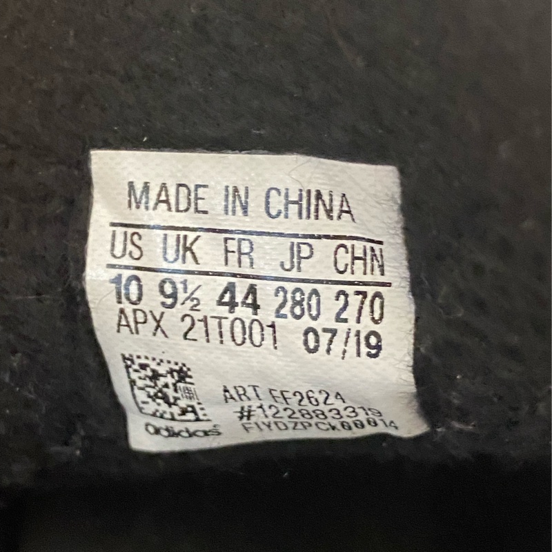 Y- 3 Trainers UK 9.5-7