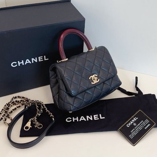 近新品 香奈兒/Chanel Coco Handle mini郵差包 黑金荔枝皮手提斜背包-3