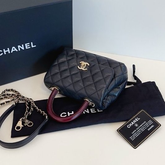 近新品 香奈兒/Chanel Coco Handle mini郵差包 黑金荔枝皮手提斜背包-5