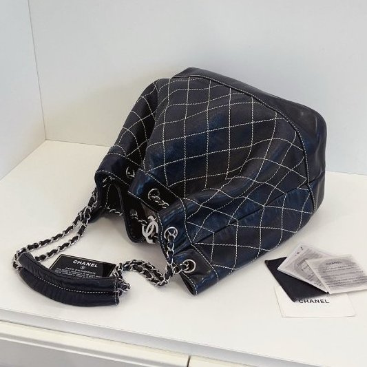 香奈兒/Chanel 黑銀外縫線菱格鏈條水桶包-3