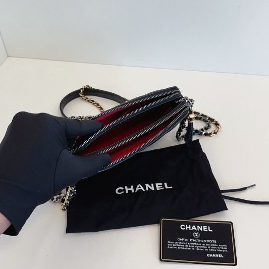 香奈兒/Chanel 黑色金扣 流浪V紋woc鏈條包-9