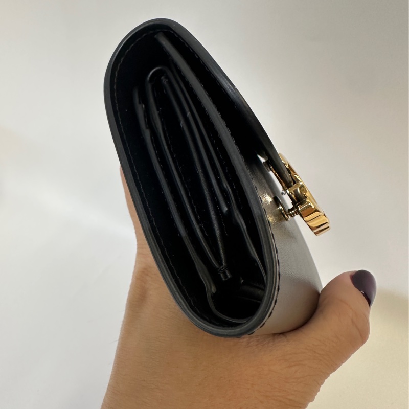 Celine 黑滑面牛皮凱旋門三折短夾-2