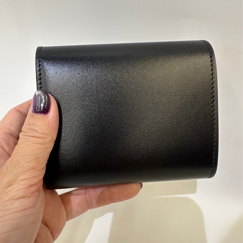 Celine 黑滑面牛皮凱旋門三折短夾-3