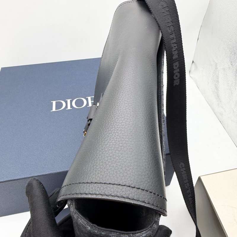 迪奧/Dior 信使包   尺寸31×23×8。附件：塵袋-17