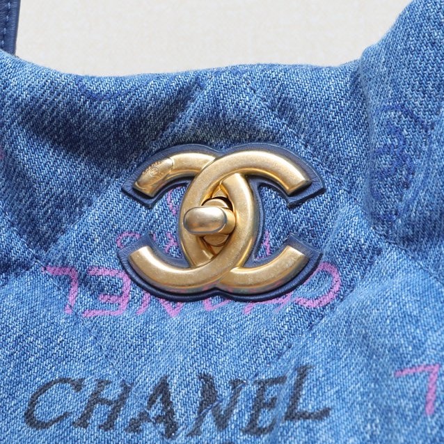 CHANEL 22PTote購物袋Logo印花鏈條牛仔藍晶片金扣-4