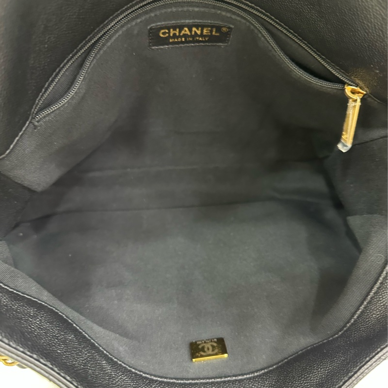 Chanel 香奈兒 24p嬉皮hobo 牛皮 黑金 晶片款 有購證-8