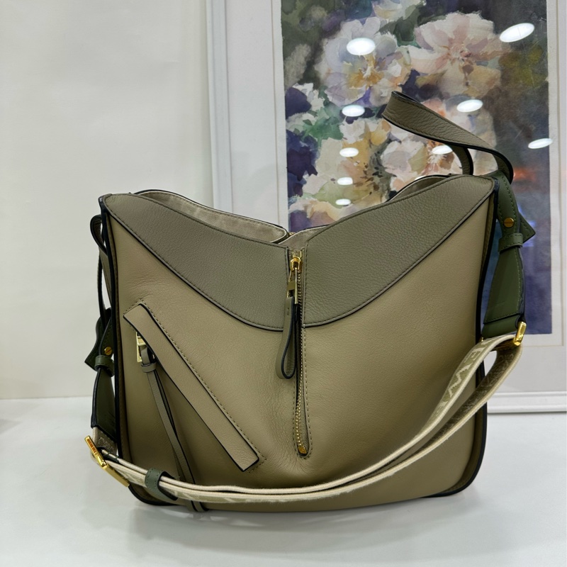 LOEWE/羅意威 Hammock吊床包 二條肩帶-1