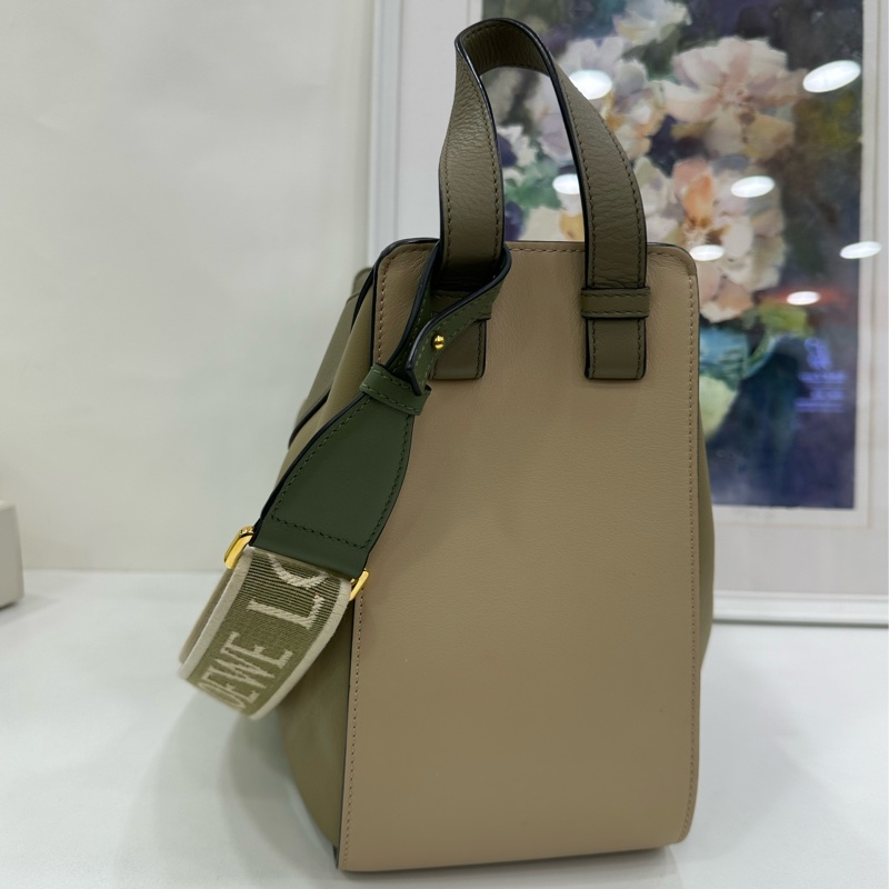 LOEWE/羅意威 Hammock吊床包 二條肩帶-4