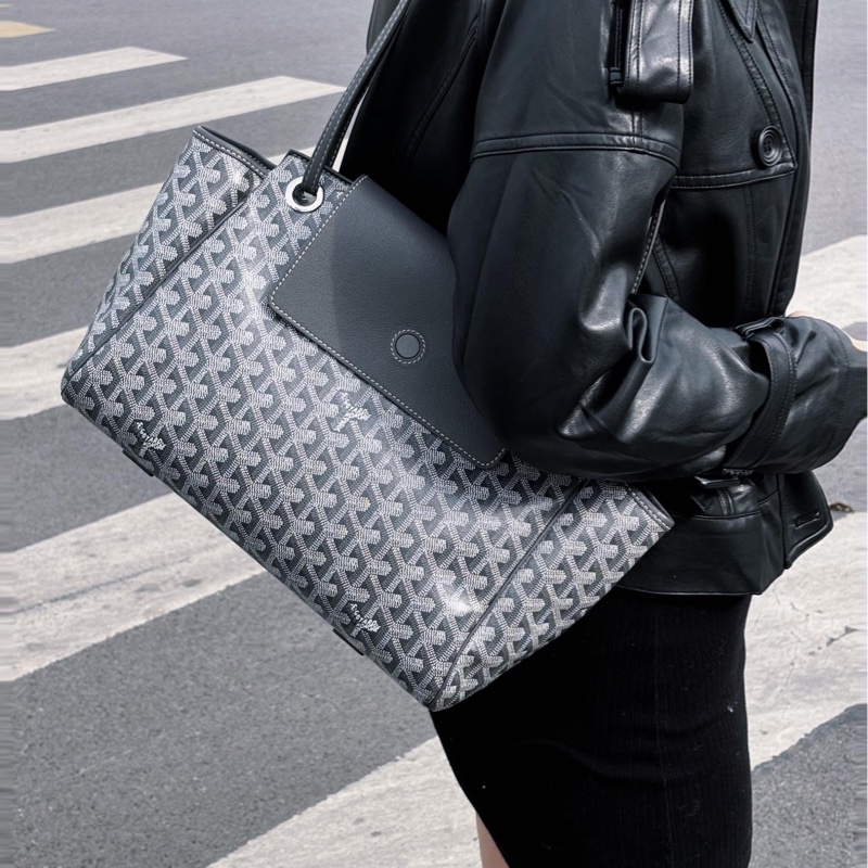 99新Goyard/戈雅 tote托特包老花滿印翻蓋開合單肩 帆布拼皮 手提包 小號 女款 尺寸約 31*13*22-0