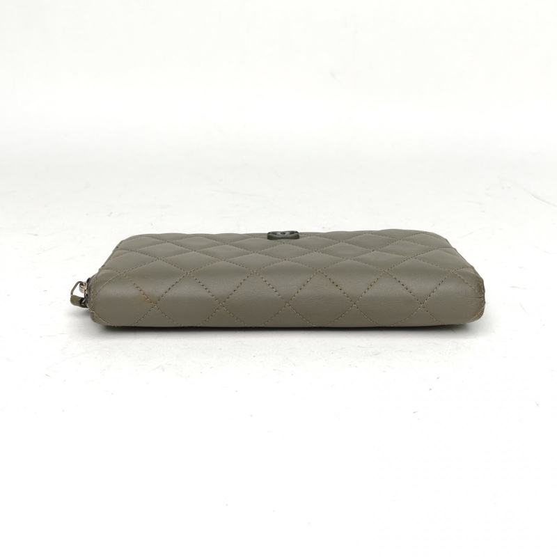 CHANEL 綠色牛皮15開綠扣長款拉鏈錢包磨砂扣-3