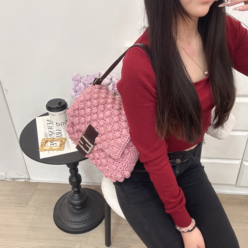 【赫蒂國際精品】 Fendi 粉色勾織 Baguette 肩背包 vintage 二手 中古-3