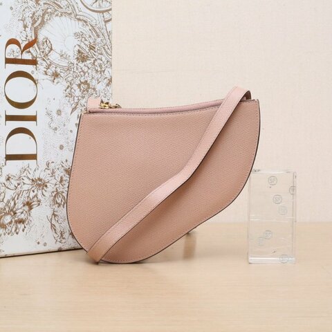 DIOR 奶茶色牛皮金扣2019saddlewoc肩背包