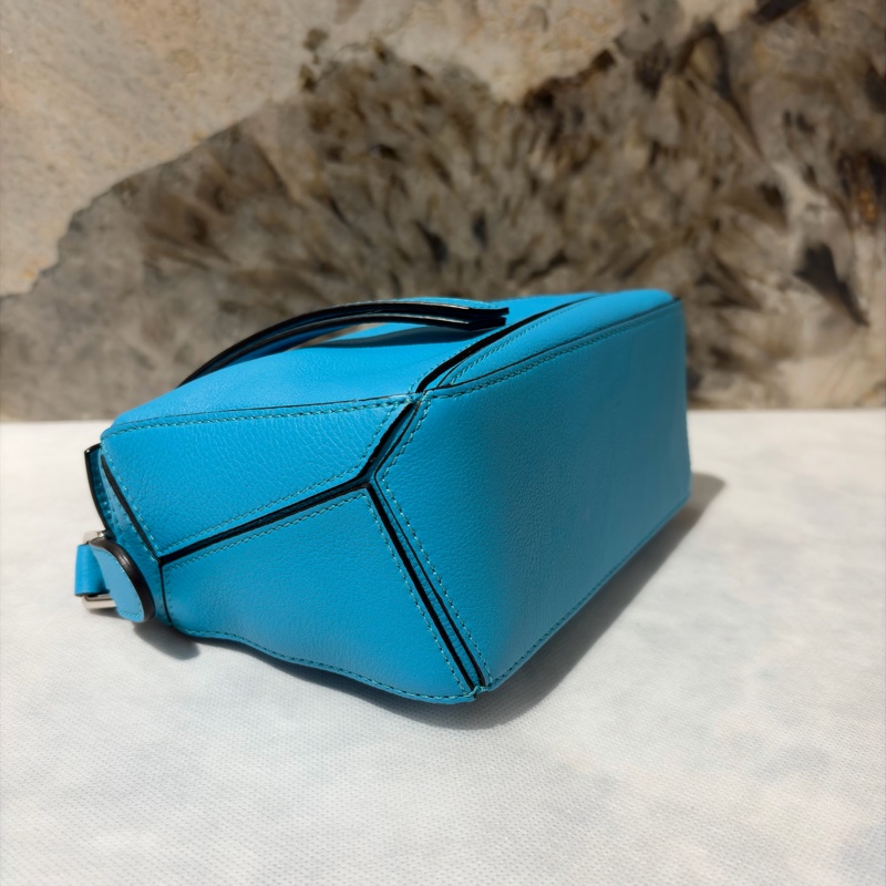 LOEWE 松石綠牛皮Mini Puzzle-7