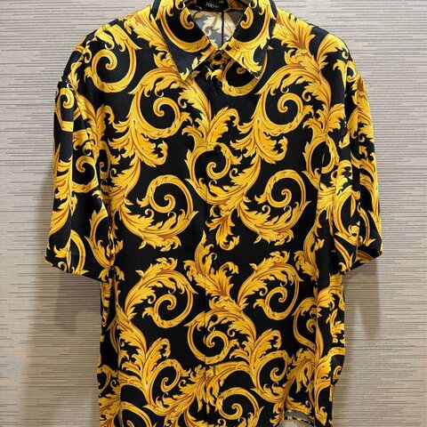 💎Han's house精品服飾💎 VERSACE 凡賽斯 頂級黑牌 巴洛克 襯衫 短袖