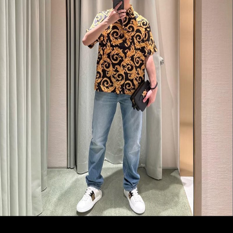 💎Han's house精品服飾💎 VERSACE 凡賽斯 頂級黑牌 巴洛克 襯衫 短袖-2