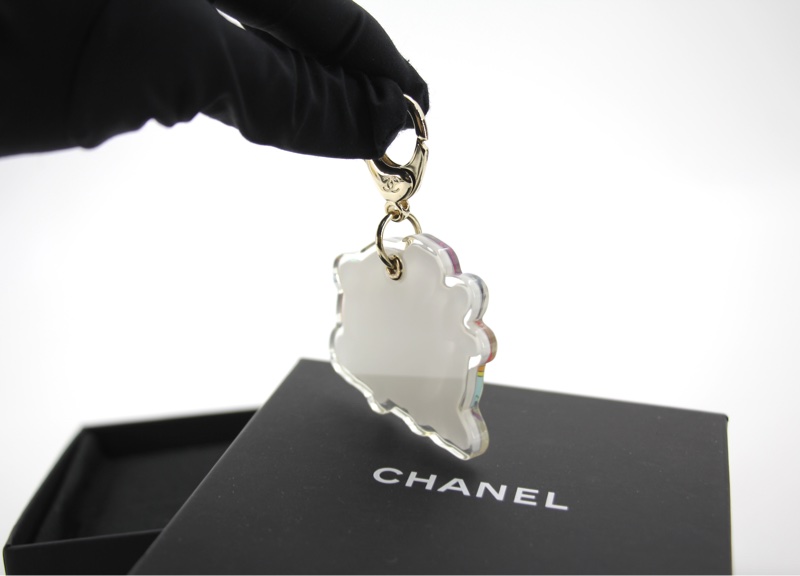 Chanel D24C 樹脂度假系列飛機Los Angeles手袋掛飾-12