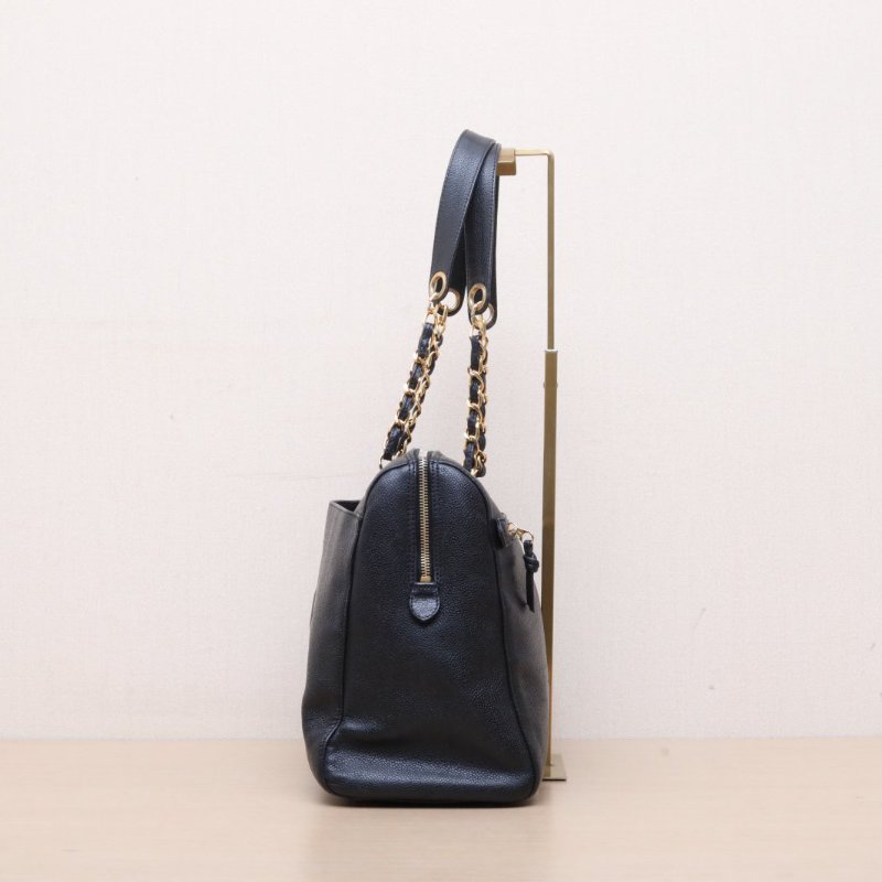 CHANEL 中古黑金牛暗紋logo奶粉包黑色荔枝牛皮5開金扣肩背包-4