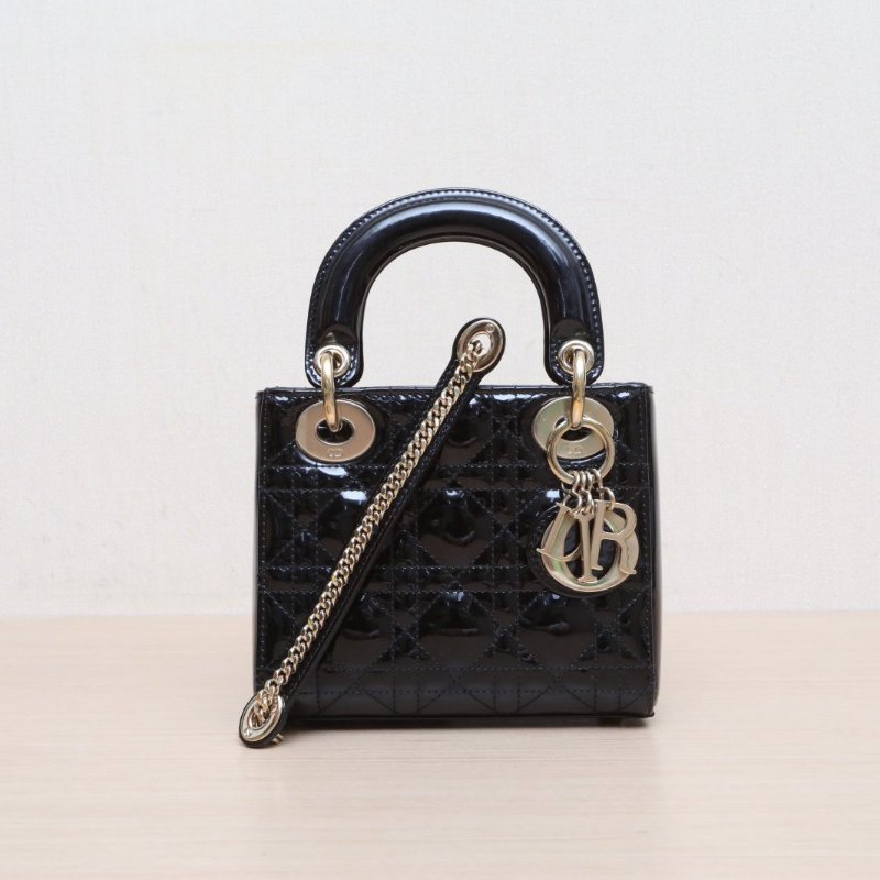 DIOR Lady戴妃包三格漆皮2020黑色金扣肩背包-1